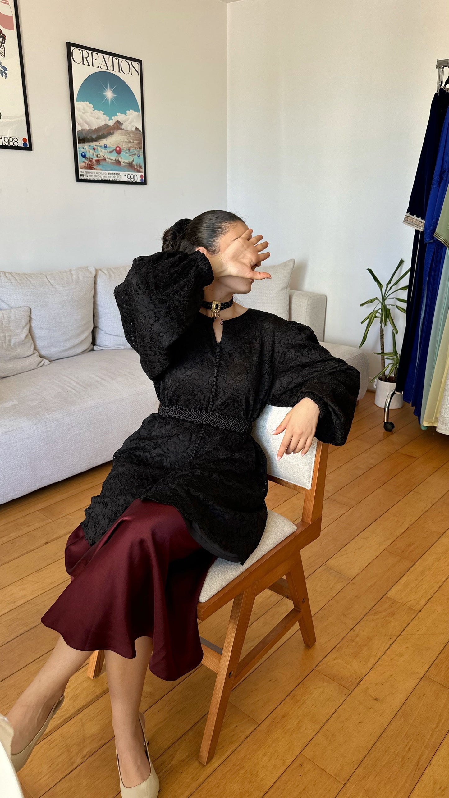 Haut Traditionnel "Rêve d'Orient" en Soie et Dentelle - Noir